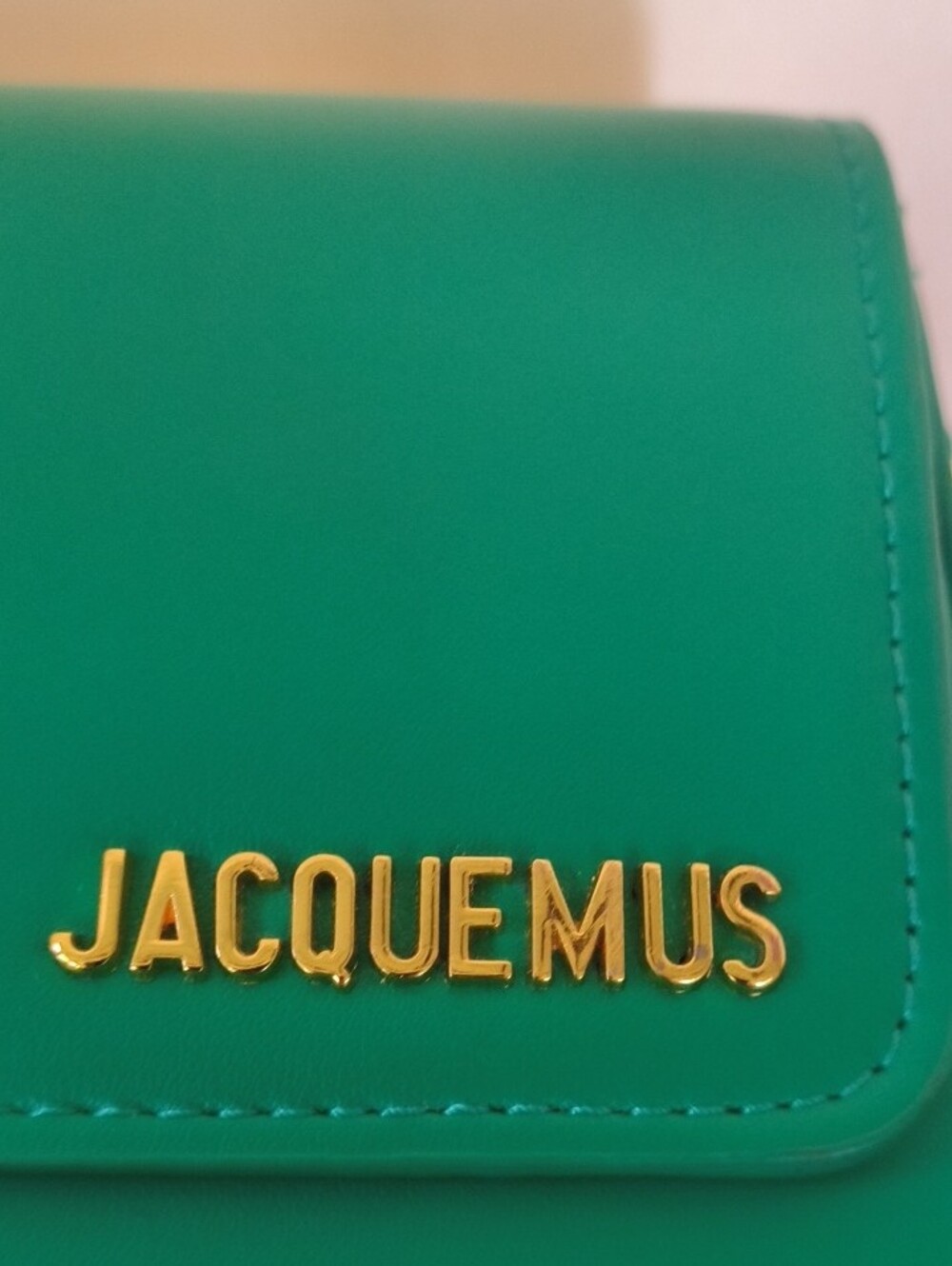 NWOT Jacquemus Emerald Green Shoulder Bag with Gold Chain Strap - Picture 6 of 6